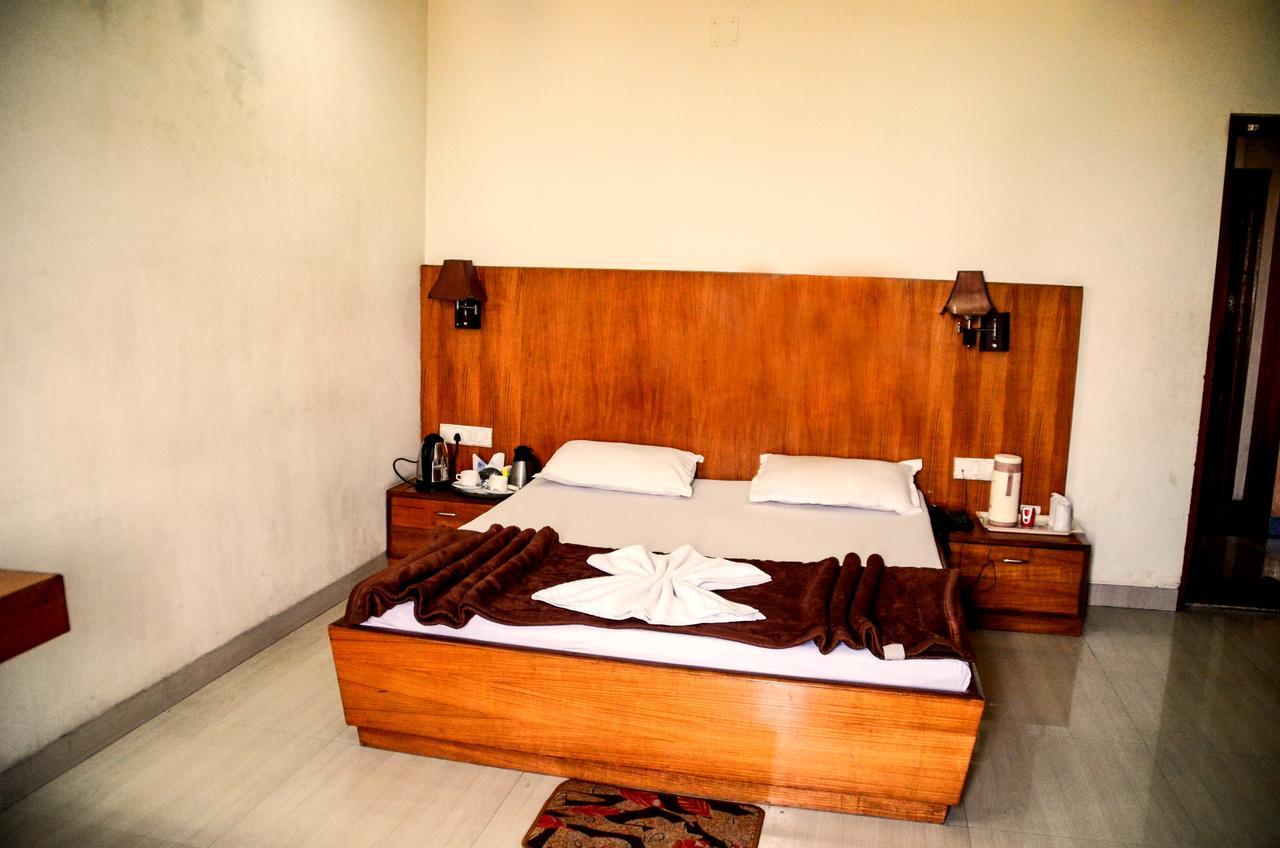 Hotel Aryan Jharsuguda Exterior foto